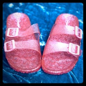 Pink, sparkly jelly sandals! ✨💕